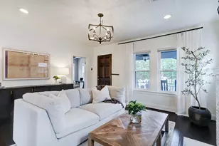 219 Hutcheson St, Houston, TX 77003 - Photo 3