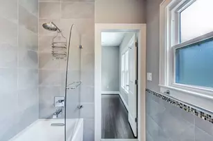 219 Hutcheson St, Houston, TX 77003 - Photo 11