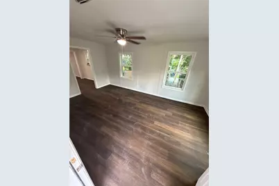 431 N Tinsley Street, Angleton, TX 77515 - Photo 3