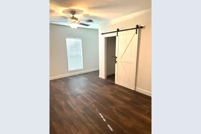 1505 Yupon Street, Baytown, TX 77520 - Photo 5