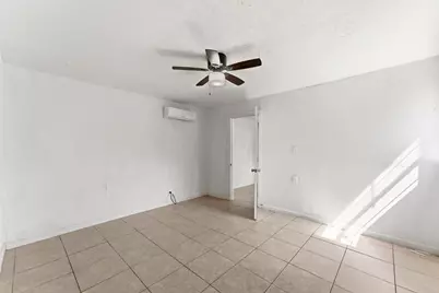 1420 Duff Lane, Houston, TX 77022 - Photo 17