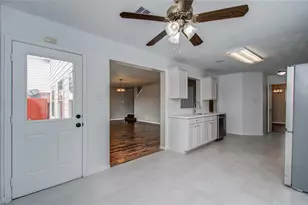 13114 Sleepy Creek Meadow, Houston, TX 77083 - Photo 19