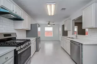 13114 Sleepy Creek Meadow, Houston, TX 77083 - Photo 15