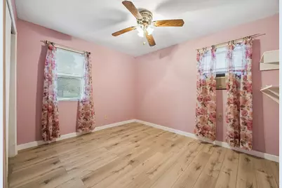 945 N Lake Avenue, Eagle Lake, TX 77434 - Photo 7
