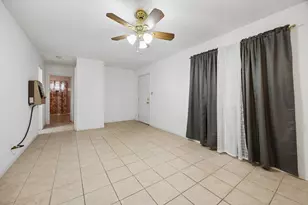 945 N Lake Ave, Eagle Lake, TX 77434 - Photo 5