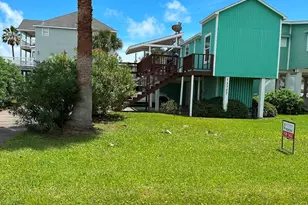 13723 San Domingo Dr, Galveston, TX 77554 - Photo 9