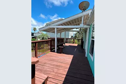 13723 San Domingo Drive, Galveston, TX 77554 - Photo 7