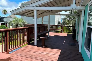 13723 San Domingo Dr, Galveston, TX 77554 - Photo 7