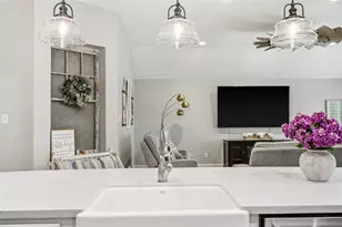 8027 Spring Bluebonnet Dr, Sugar Land, TX 77479 - Photo 17
