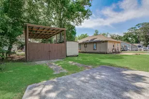 155 Davis St, Humble, TX 77338 - Photo 31