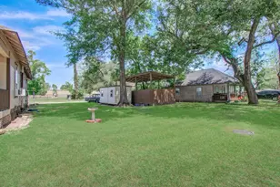 155 Davis St, Humble, TX 77338 - Photo 29