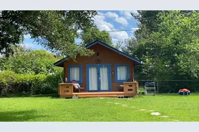 9706 Camelots Court #H, Pearland, TX 77584 - Photo 1