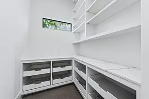 1716 Driscoll St, Houston, TX 77019 - Photo 19