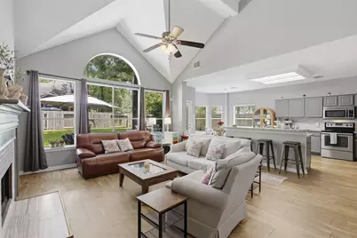 20910 Kings Clover Court, Humble, TX 77346 - Photo 11