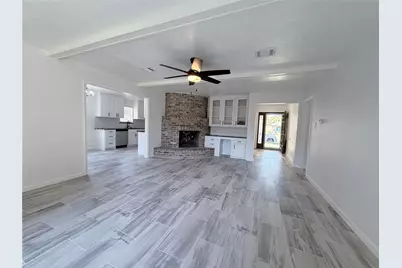 9319 Tooley Drive, Houston, TX 77031 - Photo 7