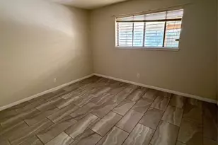 2905 Arkansas Ave, Dickinson, TX 77539 - Photo 7