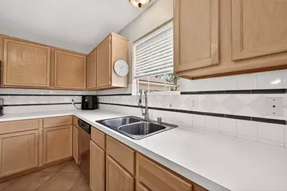 2310 Glendavon Lane, Katy, TX 77450 - Photo 7