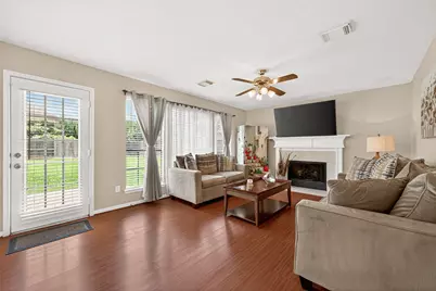 2310 Glendavon Lane, Katy, TX 77450 - Photo 17