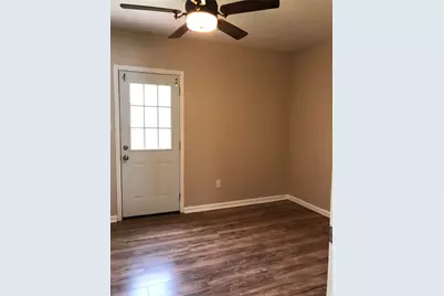 703 N Avenue B, Freeport, TX 77541 - Photo 7