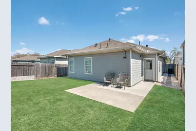 24751 Russet Bluff Trail, Houston, TX 77336 - Photo 11