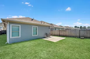 24751 Russet Bluff Trl, Houston, TX 77336 - Photo 3