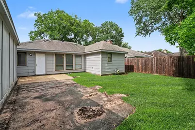 6210 Saint Anne Forest Drive, Houston, TX 77088 - Photo 29