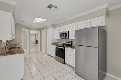 6210 Saint Anne Forest Drive, Houston, TX 77088 - Photo 9