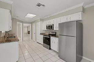 6210 St Anne Forest Dr, Houston, TX 77088 - Photo 9