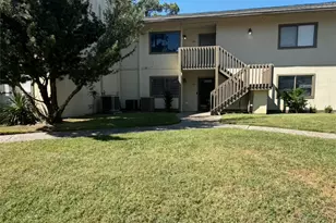 1500 S Diamondhead Blvd, Crosby, TX 77532 - Photo 1