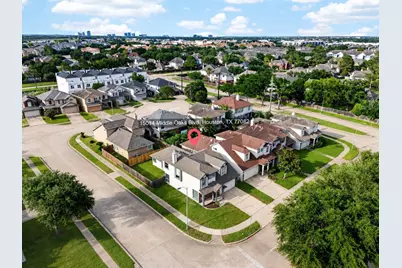 15014 Middle Oaks Boulevard, Houston, TX 77082 - Photo 35