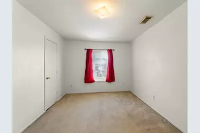 8226 Gold Tee Drive, Houston, TX 77036 - Photo 33
