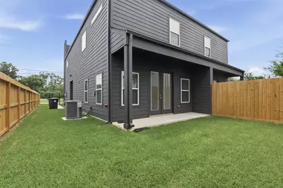 727 S Victory Drive #B, Houston, TX 77088 - Photo 31