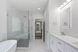 727 S Victory Dr, Houston, TX 77088 - Photo 25
