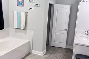 320 Buffalo Trail, Angleton, TX 77515 - Photo 23