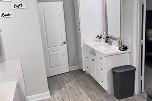 320 Buffalo Trail, Angleton, TX 77515 - Photo 25