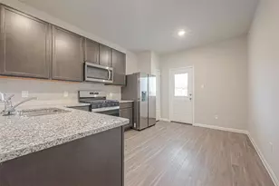 4923 Luke Mathew Dr, Rosharon, TX 77583 - Photo 15