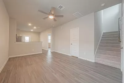 4923 Luke Mathew Drive, Rosharon, TX 77583 - Photo 11