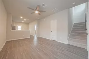 4923 Luke Mathew Dr, Rosharon, TX 77583 - Photo 11