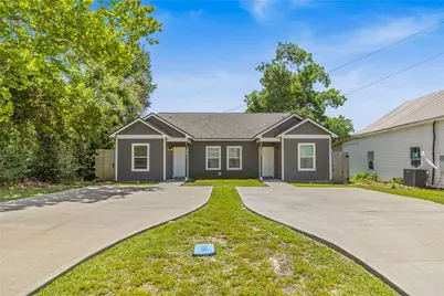 405 W Worsham Street, Willis, TX 77378 - Photo 1