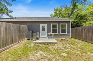 405 W Worsham St, Willis, TX 77378 - Photo 15