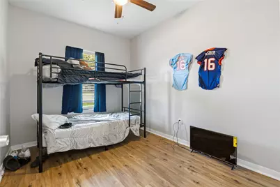 405 W Worsham Street, Willis, TX 77378 - Photo 11