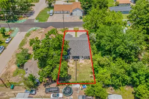 405 W Worsham St, Willis, TX 77378 - Photo 35