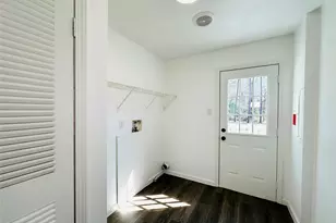 11269 Newton Cir, Conroe, TX 77303 - Photo 23