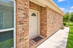 517 N 6th St, La Porte, TX 77571 - Photo 3
