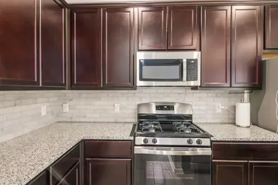 517 N 6th Street, La Porte, TX 77571 - Photo 7