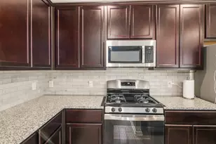 517 N 6th St, La Porte, TX 77571 - Photo 7