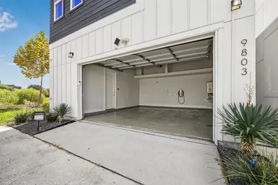 9803 Blissful Prairie Lane, Houston, TX 77080 - Photo 31