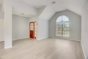 307 E Sutton Square, Stafford, TX 77477 - Photo 7
