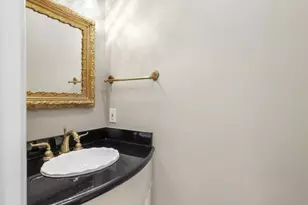 14 Pinewold Ct, Houston, TX 77056 - Photo 19