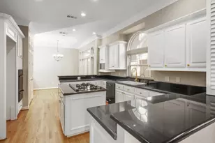 14 Pinewold Ct, Houston, TX 77056 - Photo 15